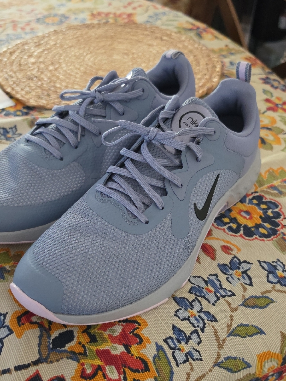 Nike Women's Lavender Athletic Running Shoes